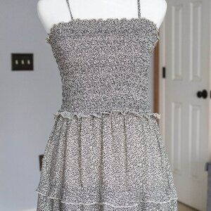 Jessica Simpson Size S Tiered/Smock Mini Dress